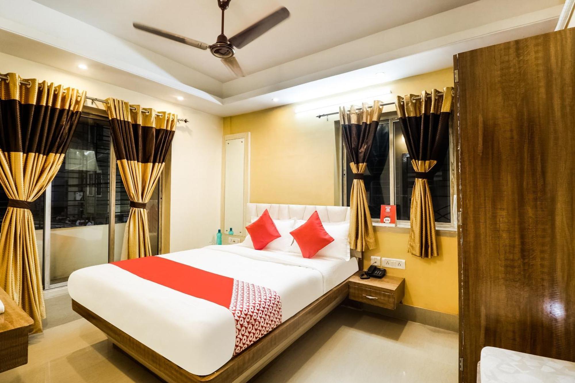 Hotel O Kuber Residency Near Birla Mandir Kolkata Bagian luar foto