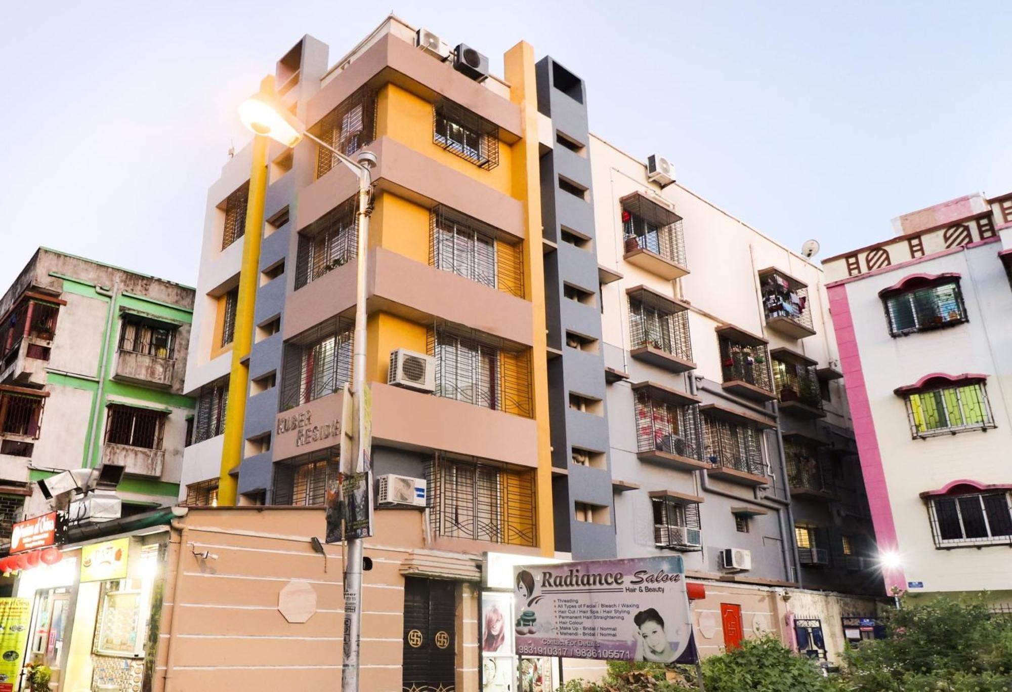 Hotel O Kuber Residency Near Birla Mandir Kolkata Bagian luar foto