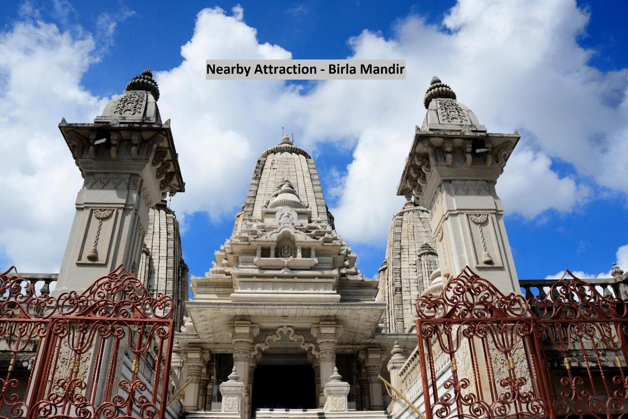 Hotel O Kuber Residency Near Birla Mandir Kolkata Bagian luar foto